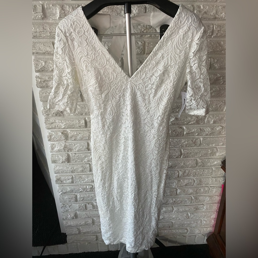 White lace short sleeve dress